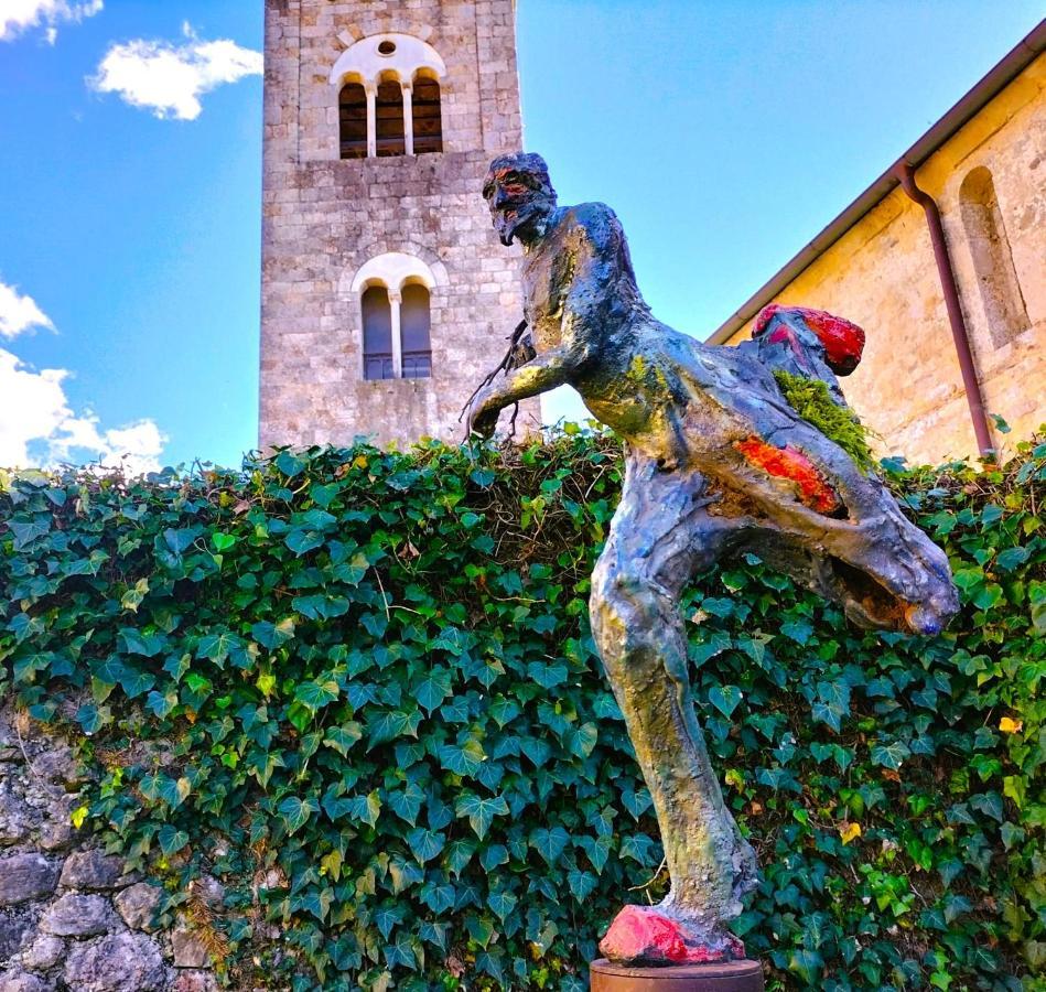 Badia Giulia Prestigious Historical B&B, Camaiore - Adults Only - No Pets Экстерьер фото